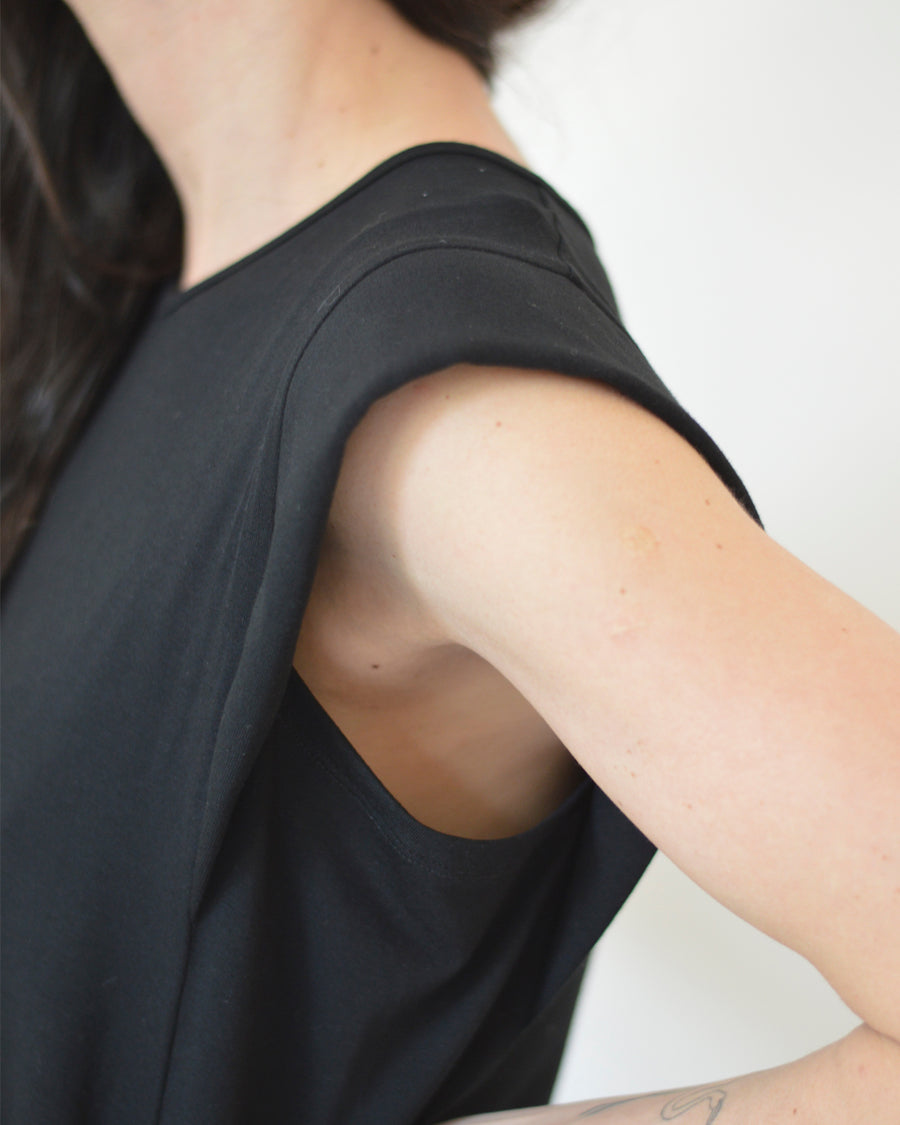 Polera Capri Negra
